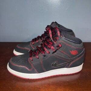 Jordan Kids Black and Red Sneakers